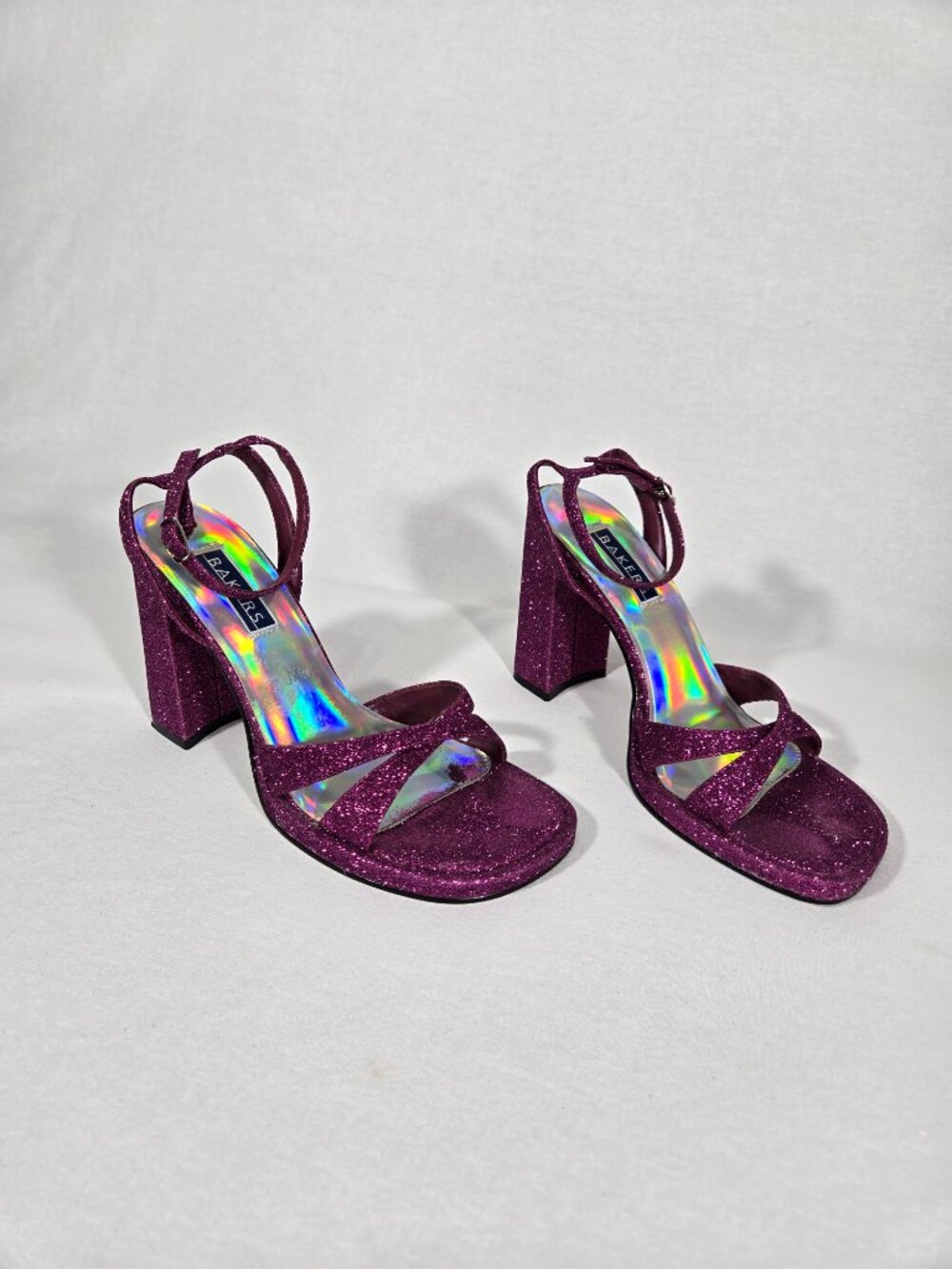 Y2K Vintage BAKERS Pink-Glitter VAL Strappy Chunky Heels Sandals Women Size 8 B.